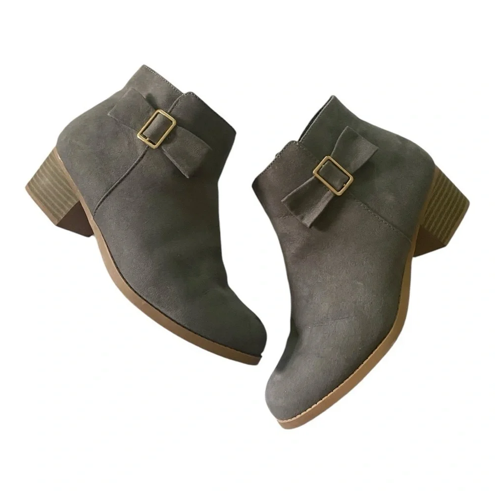CHILDRENS PLACE-GRAY FAUX SUEDE BOW BOOTIES-GIRLS SIZE 5